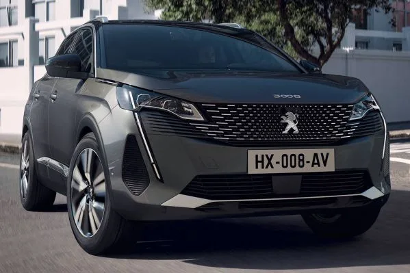 Mua xe Peugeot mới thể hiện đẳng cấp, phong cách, và an toàn trên mọi hành trình